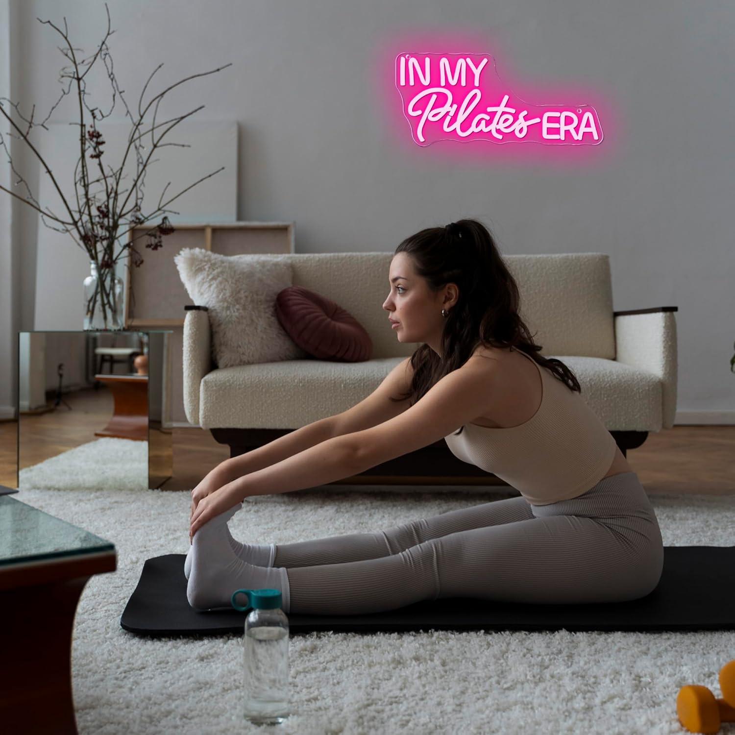 Pilates Dönemimde Neon Tabela  - Pilates Yoga Room incelemesi ve fiyatı